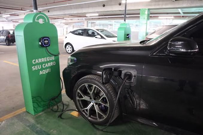 GNV ainda compensa em 2026? Veja quando o 5ª e o 6ª geração ainda fazem sentido diante dos carros híbridos